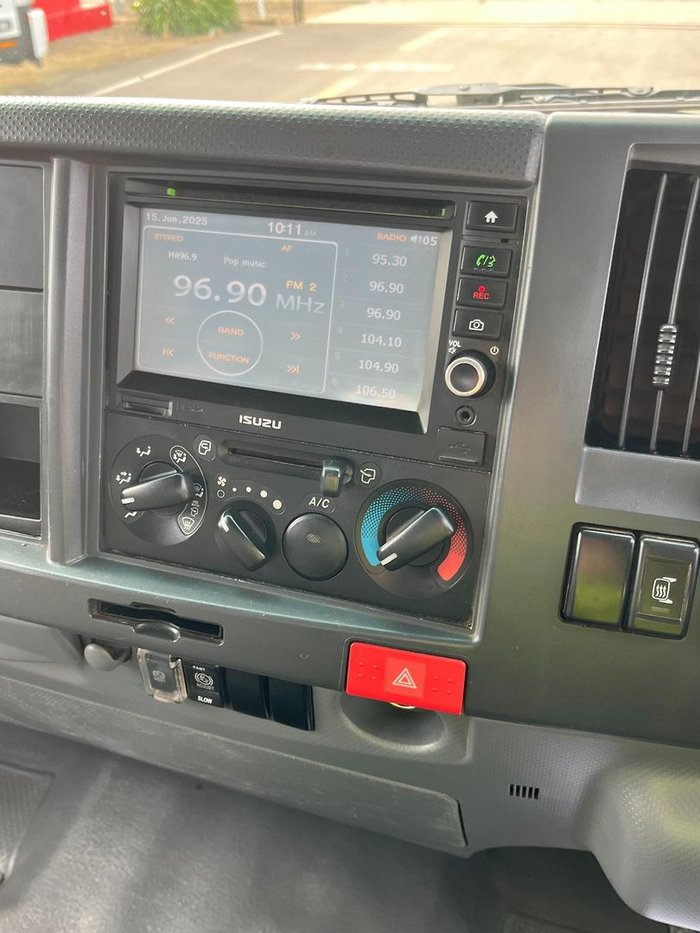 2014 Isuzu Nqr450