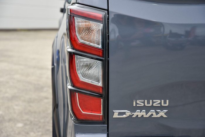 2025 Isuzu D-MAX X-TERRAIN MY24 4X4 Dual Range