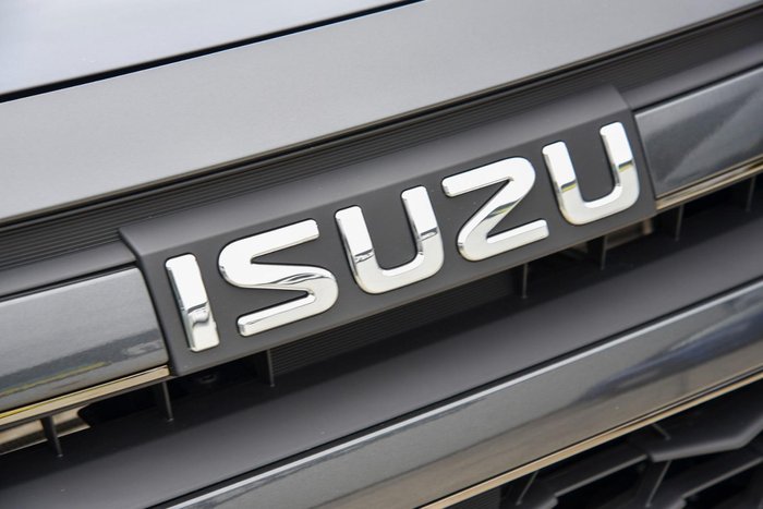 2025 Isuzu D-MAX X-TERRAIN MY24 4X4 Dual Range