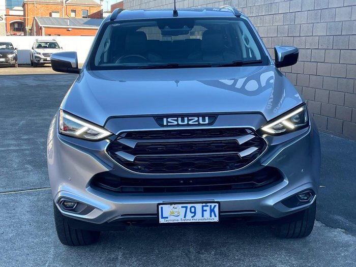 2023 Isuzu MU-X LS-T