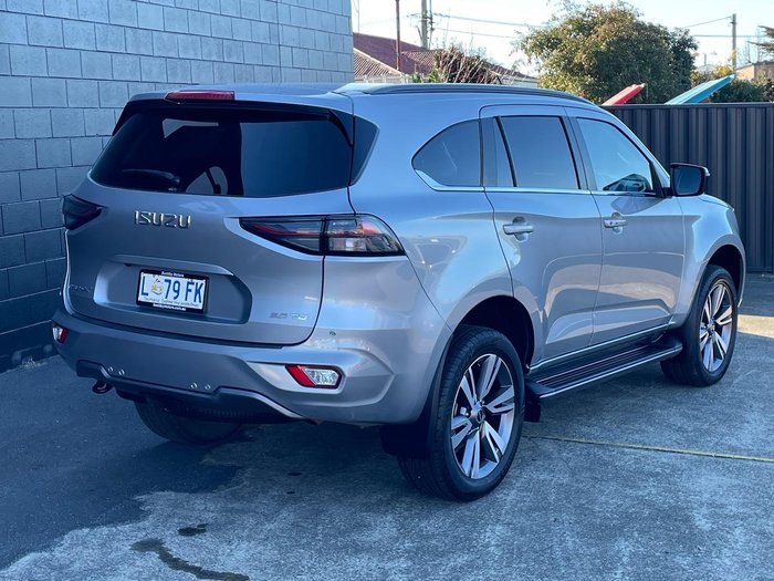 2023 Isuzu MU-X LS-T