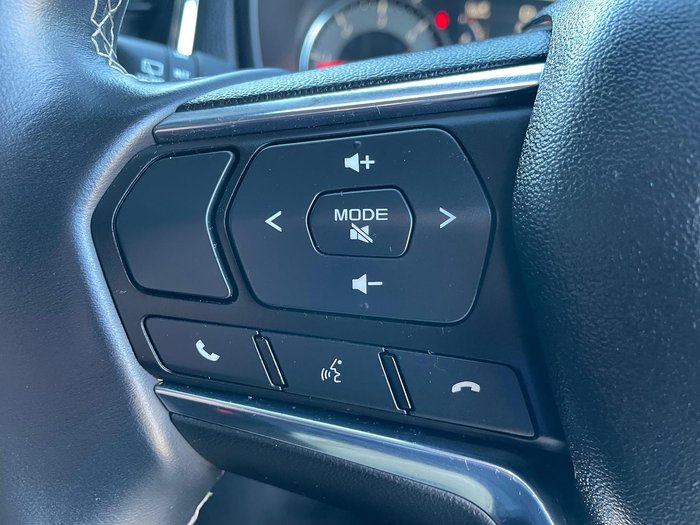 2023 Isuzu MU-X LS-T