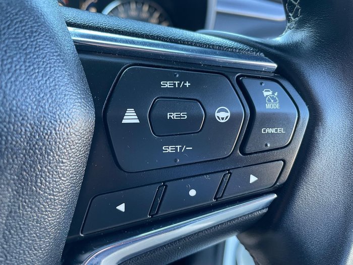 2023 Isuzu MU-X LS-T