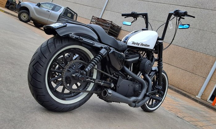 2012 Harley-Davidson Iron 883 (XL883N) Sportster Black