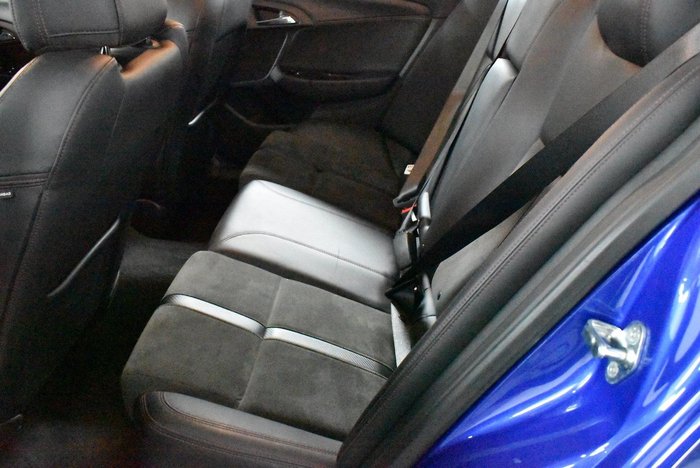 2016 Holden Commodore SV6 Black