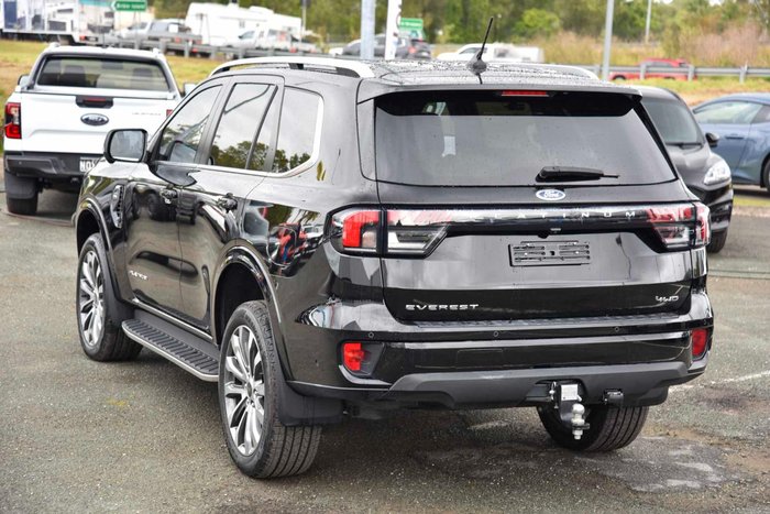2023 Ford Everest Platinum