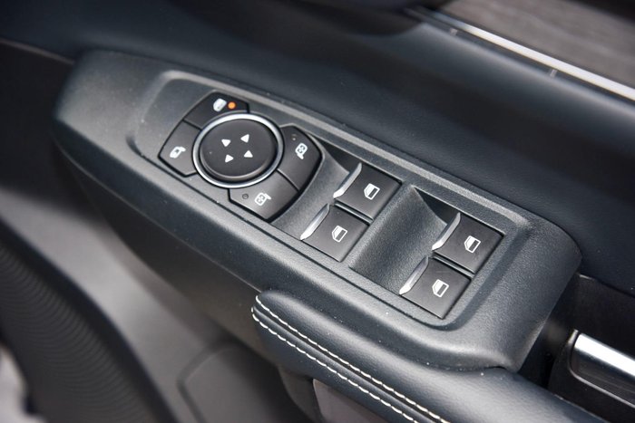 2023 Ford Everest Platinum