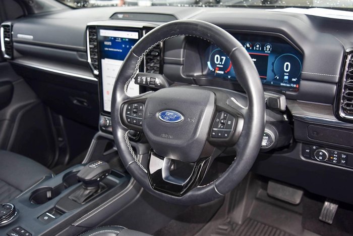 2023 Ford Everest Platinum