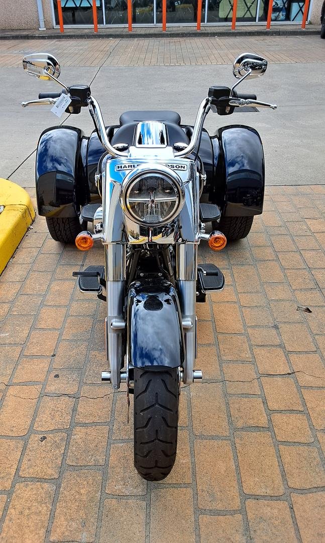 2020 Harley-Davidson Freewheeler 114 (FLRT) Freewheeler Black
