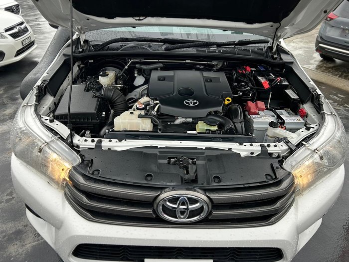 2016 Toyota Hilux SR