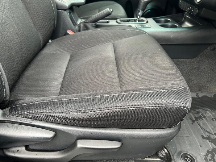2016 Toyota Hilux SR