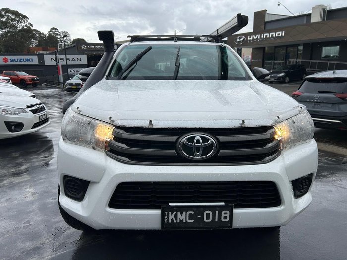 2016 Toyota Hilux SR
