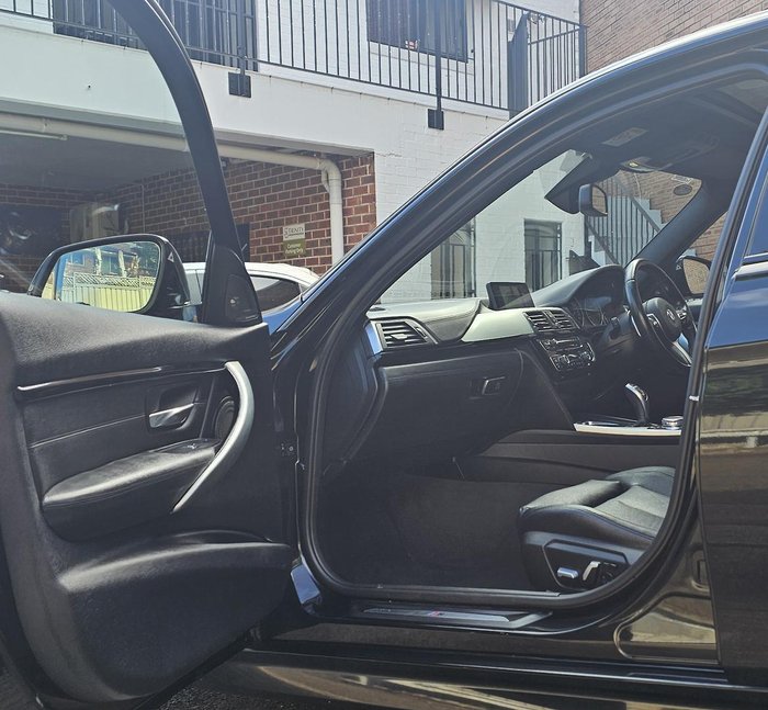 2015 BMW 3 Series 340i M Sport F30 LCI Black Sapphire
