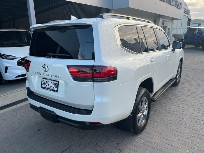 2024 Toyota Landcruiser VX FJA300R 4X4 Dual Range