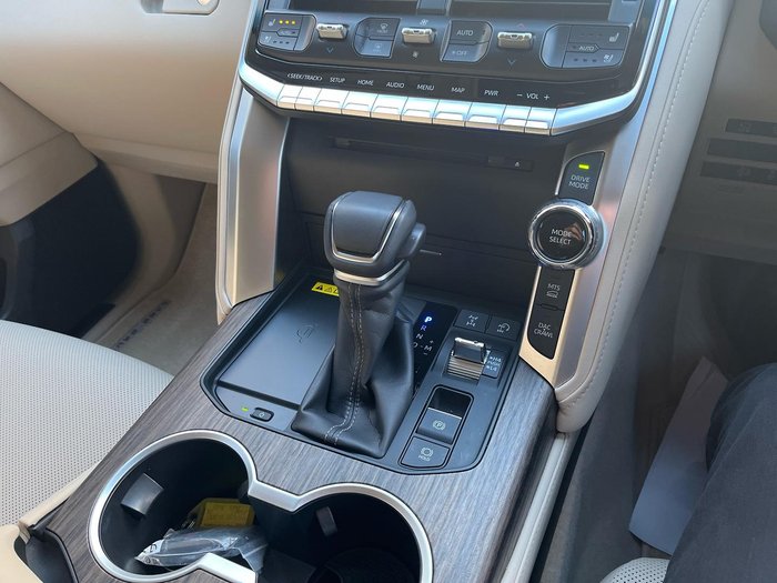 2024 Toyota Landcruiser VX FJA300R 4X4 Dual Range