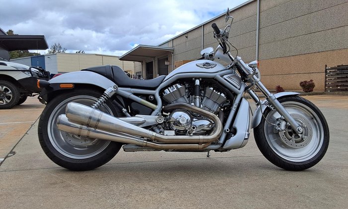 2004 Harley-Davidson V-Rod 1130 (VRSCA) V-Rod Silver