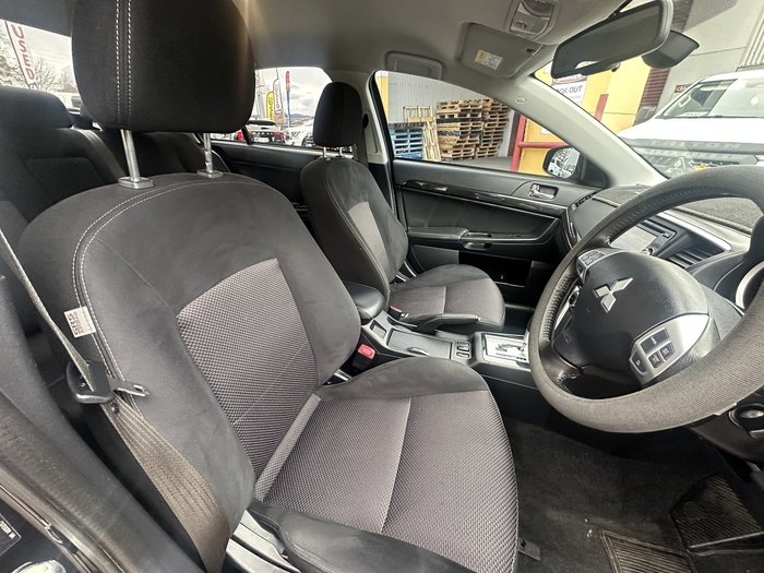 2017 Mitsubishi Lancer
