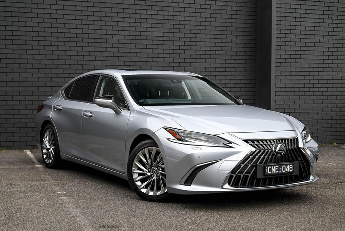 2023 Lexus ES 300h Sports Luxury