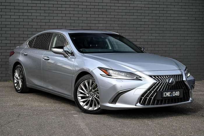 2023 Lexus ES 300h Sports Luxury