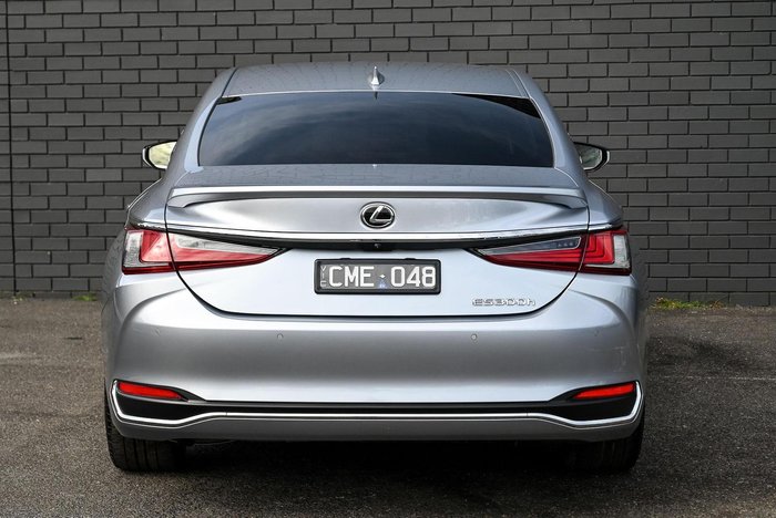 2023 Lexus ES 300h Sports Luxury