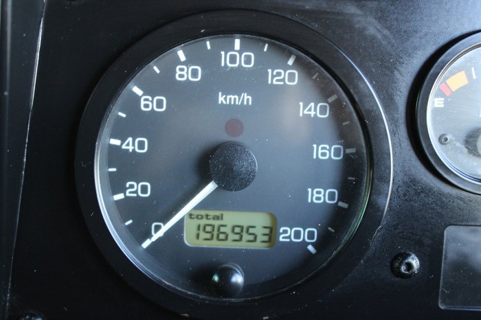 2000 Land Rover Defender