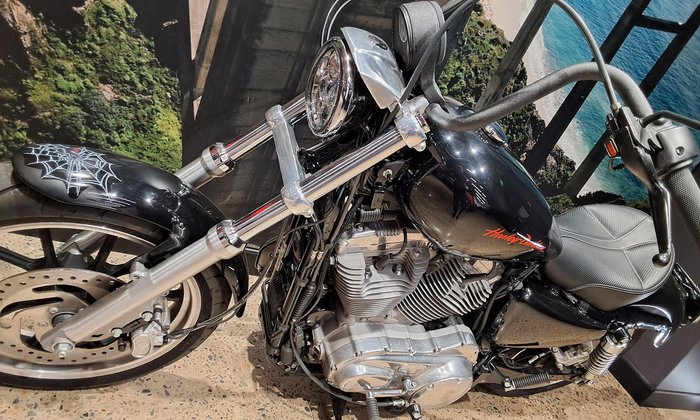 2014 Harley-Davidson SuperLow 883 (XL883L) Sportster Black