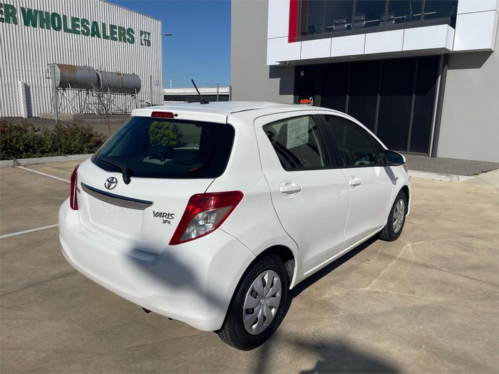 2013 Toyota Yaris YR NCP130R Glacier White