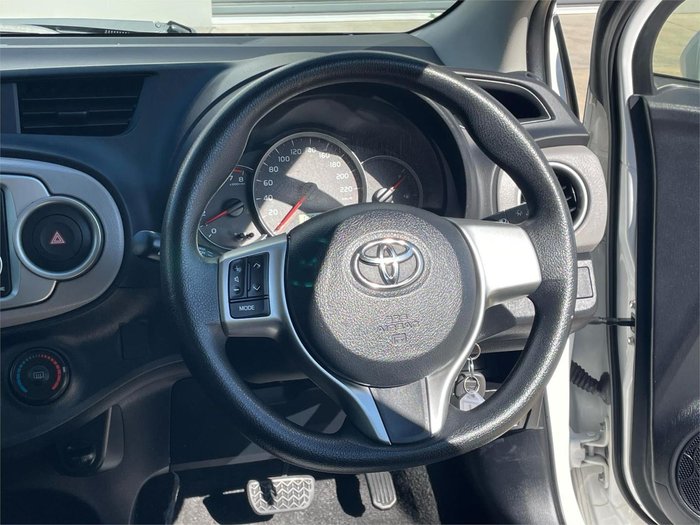 2013 Toyota Yaris YR NCP130R Glacier White