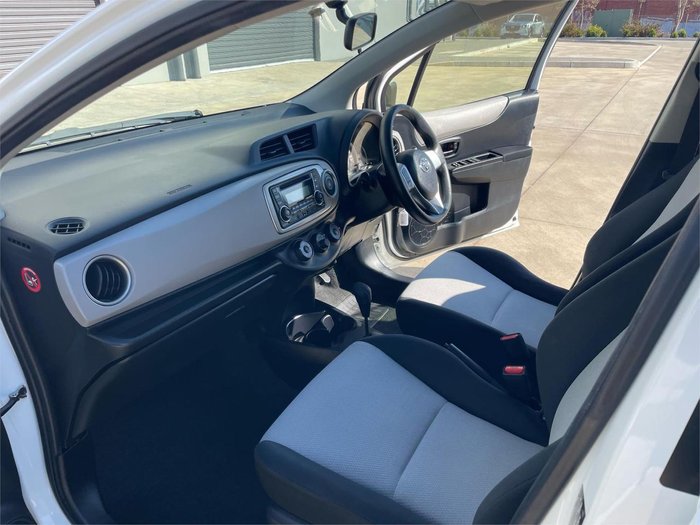 2013 Toyota Yaris YR NCP130R Glacier White
