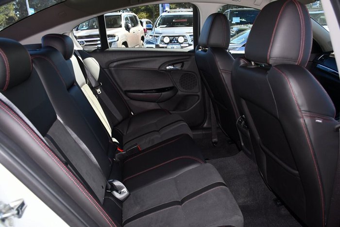 2016 Holden Commodore SV6 Black