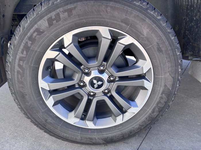 2021 Mitsubishi Triton GLS