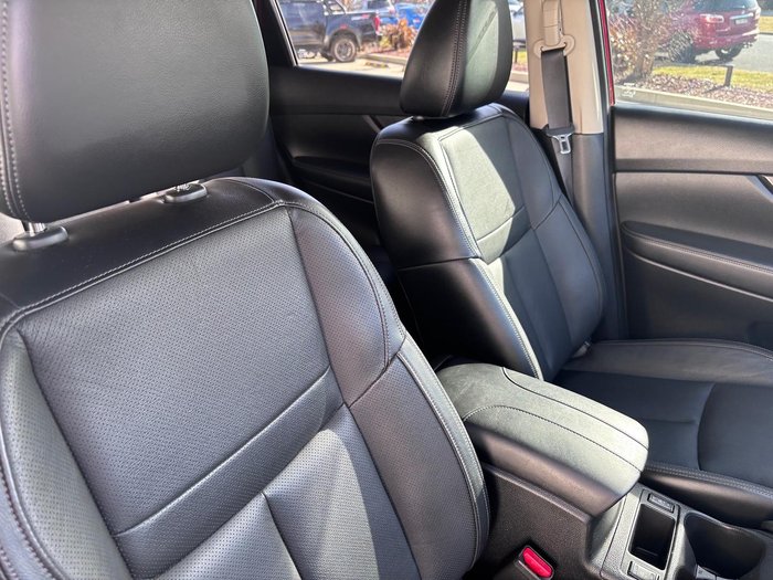 2019 Nissan X-TRAIL ST-L