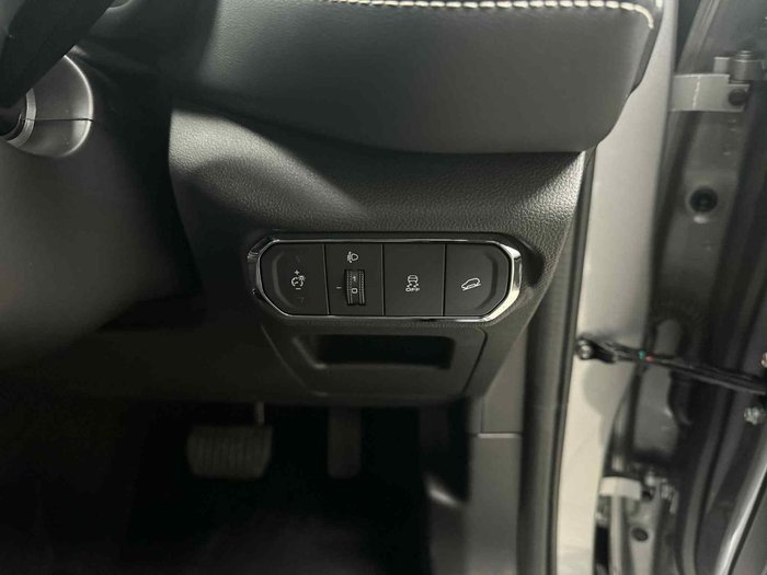 2019 Mitsubishi Triton GLX+