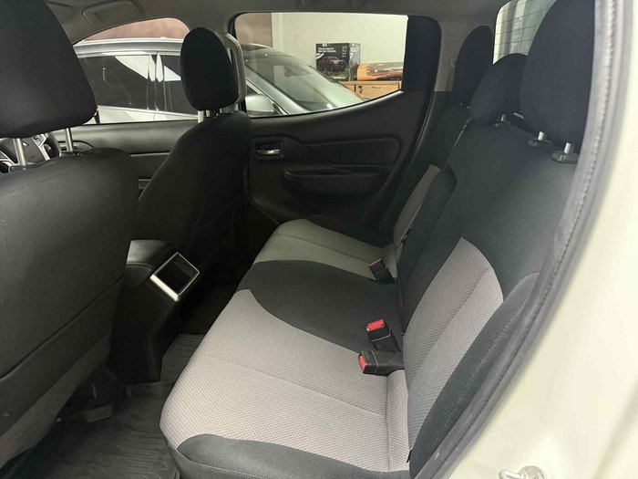 2019 Mitsubishi Triton GLX+