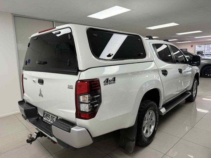 2019 Mitsubishi Triton GLX+