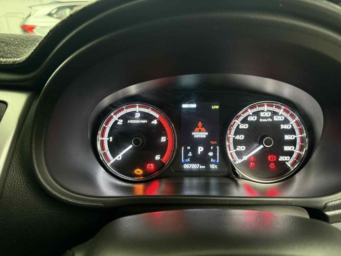 2019 Mitsubishi Triton GLX+