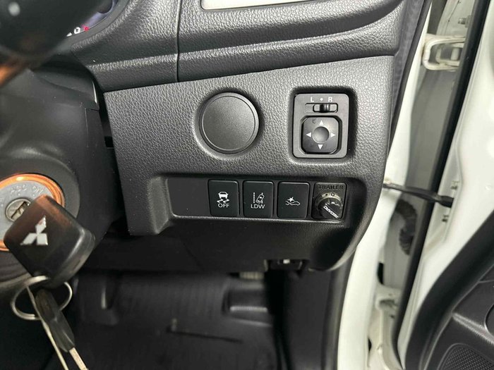 2019 Mitsubishi Triton GLX+