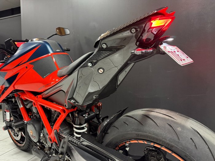 2021 KTM 1290 SUPER DUKE R Orange