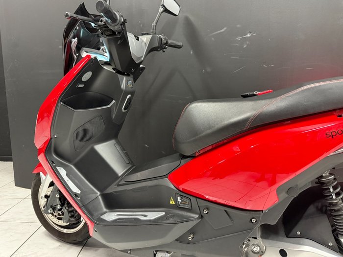 2021 BENZINA ZERO SPORT Red