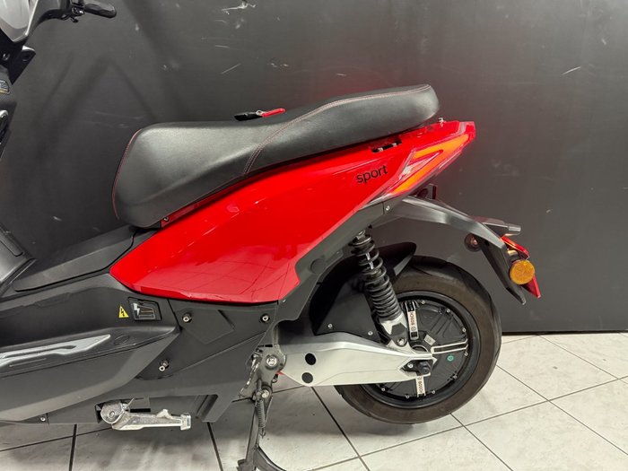 2021 BENZINA ZERO SPORT Red