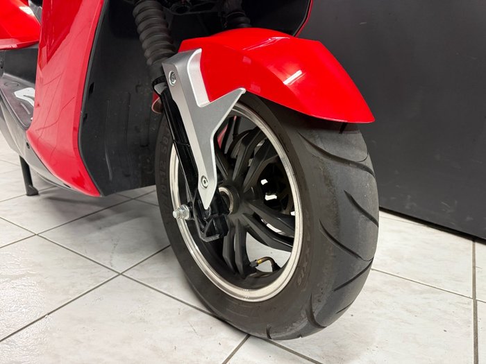 2021 BENZINA ZERO SPORT Red