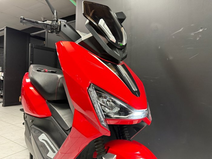 2021 BENZINA ZERO SPORT Red