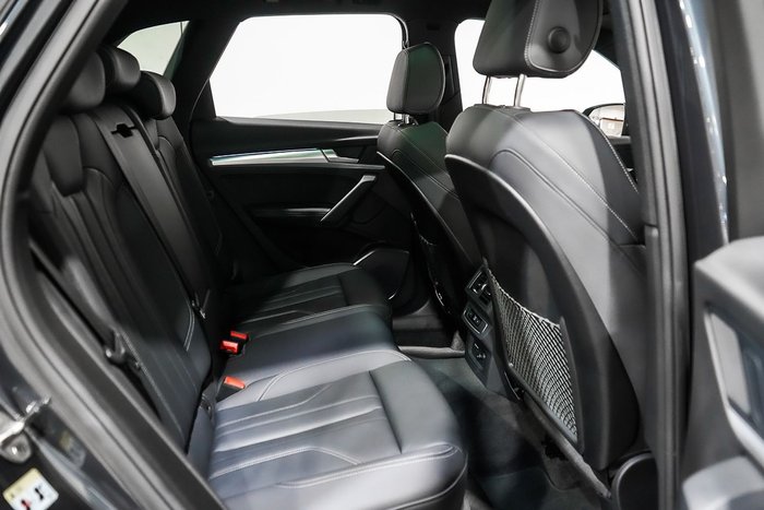 2023 Audi Q5 45 TFSI Dynamic Black