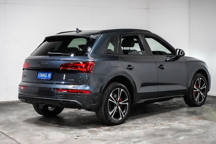 2023 Audi Q5 45 TFSI Dynamic Black