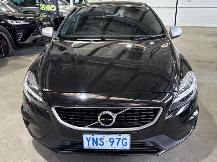 2017 Volvo V40 T5 R-Design