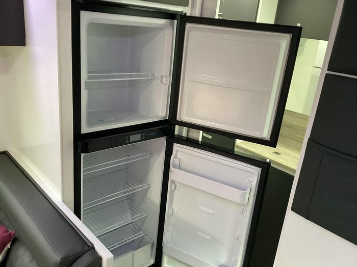 2025 Essential Caravans A Class V1-1 18'8