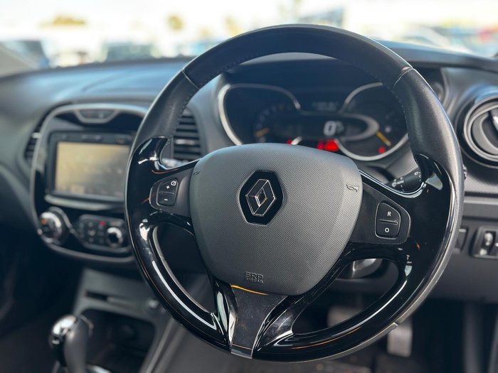 2016 Renault Captur Expression J87 Blue