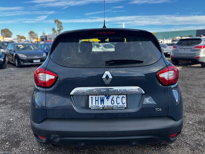 2016 Renault Captur Expression J87 Blue
