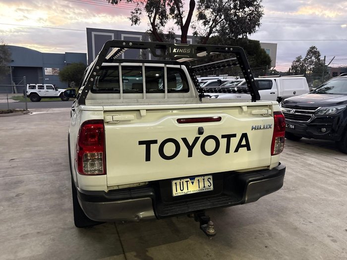 2019 Toyota Hilux SR