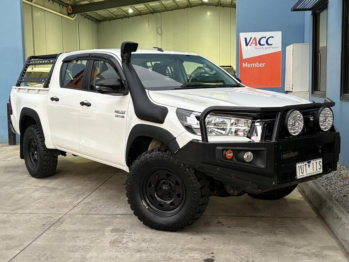 2019 Toyota Hilux SR
